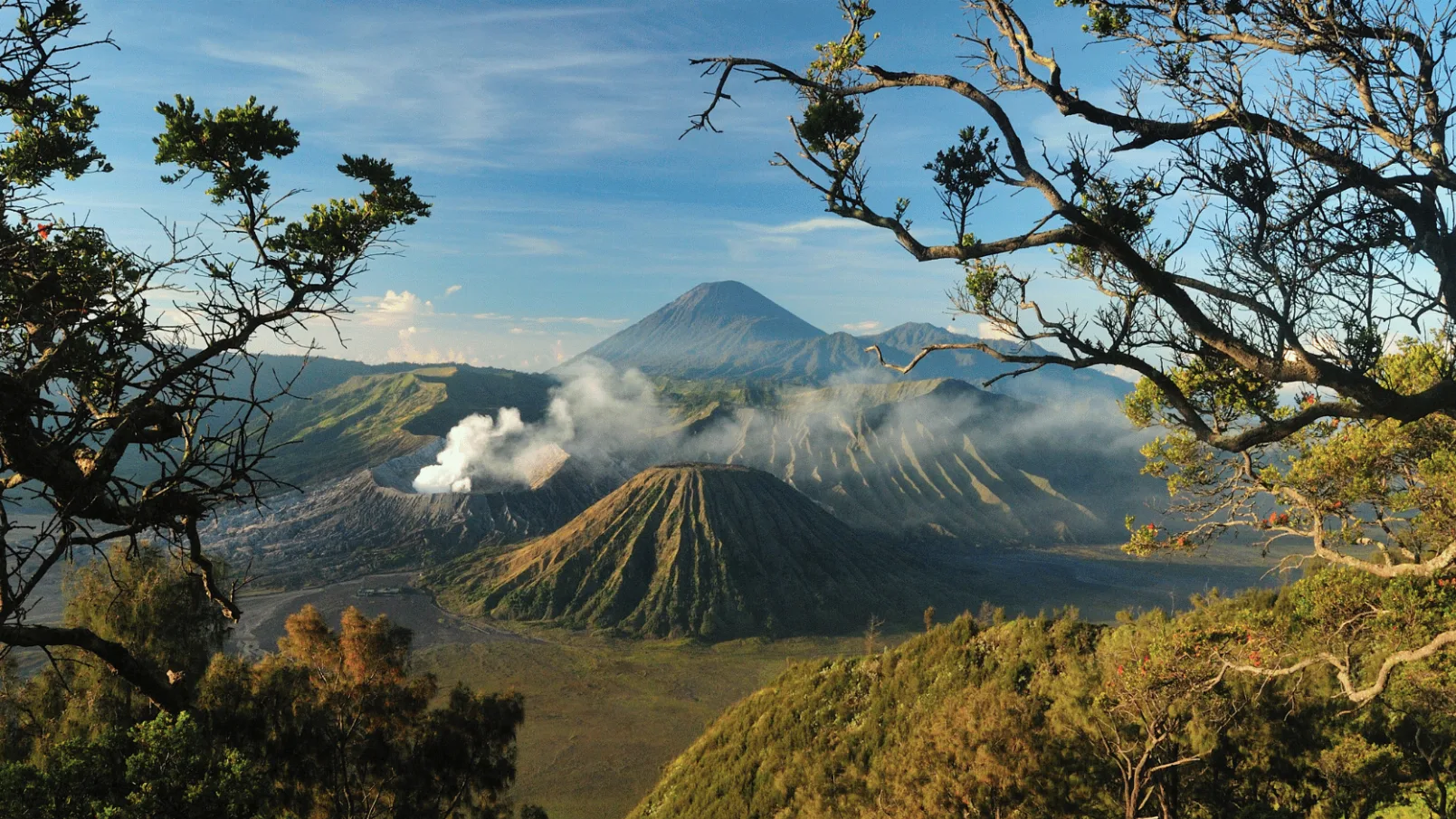 Java Heritage & The Volcano